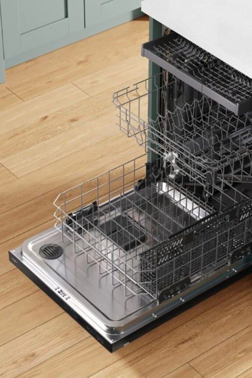 Whirlpool - 24" Top Control Built-In Dishwasher with Stainless Steel Tub, Large Capacity, 3rd Rack, 47 dBA - Black - Image 9